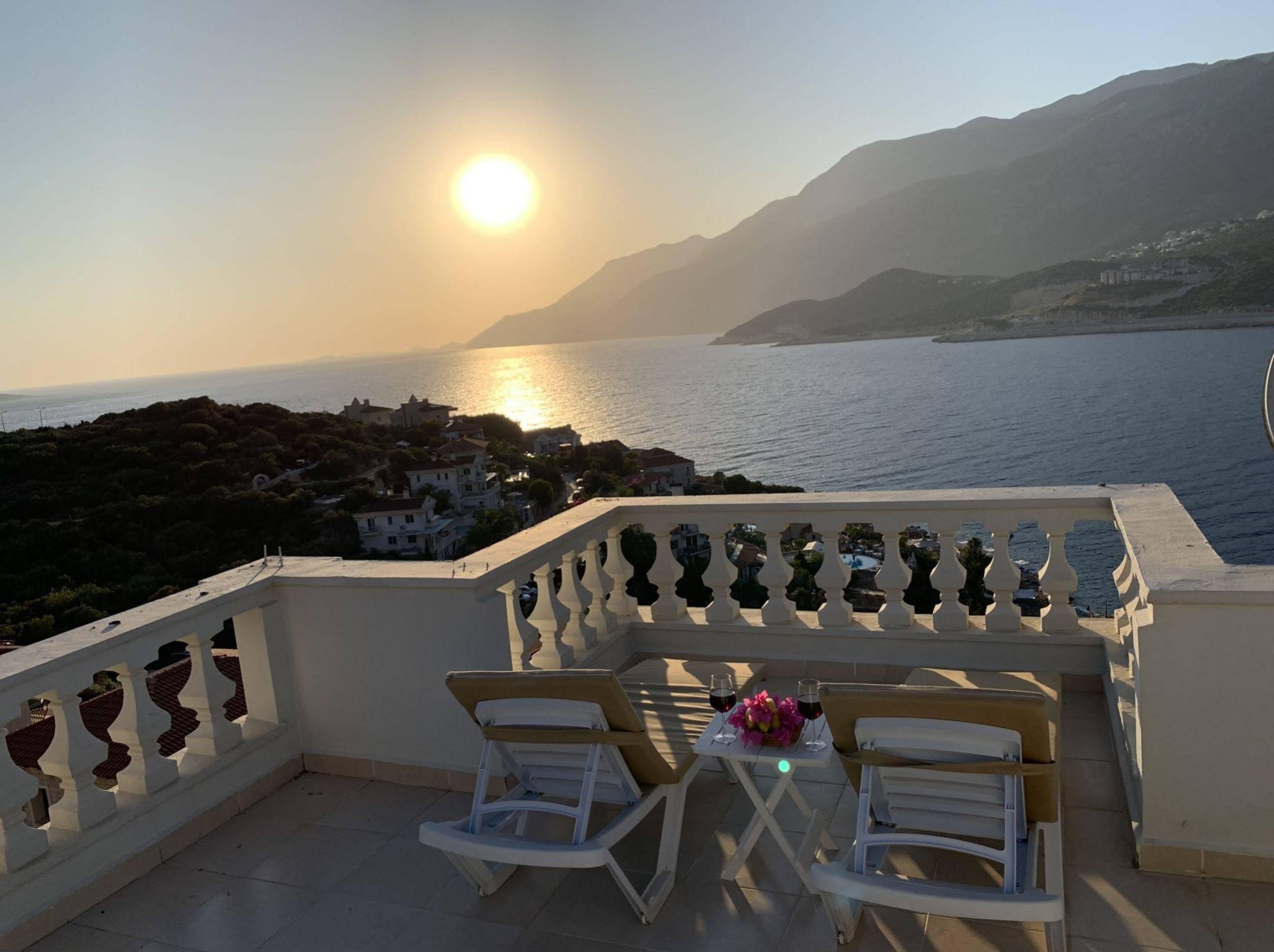 Duesler Evim Butik Otel Kaş Eksteriør bilde